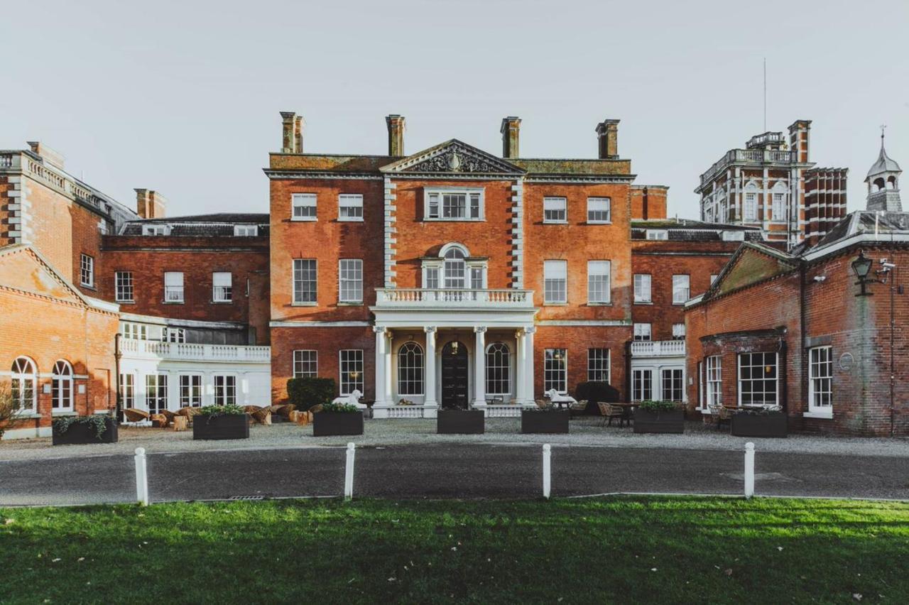 Birch Cheshunt Hotel Exterior photo